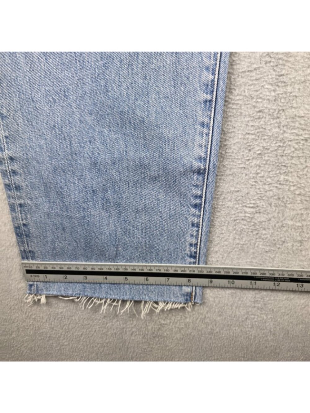 Madewell Curvy Dean Easy Straight Jeans Womens 33 NWT Light Wash Distressed - Picture 12 of 12